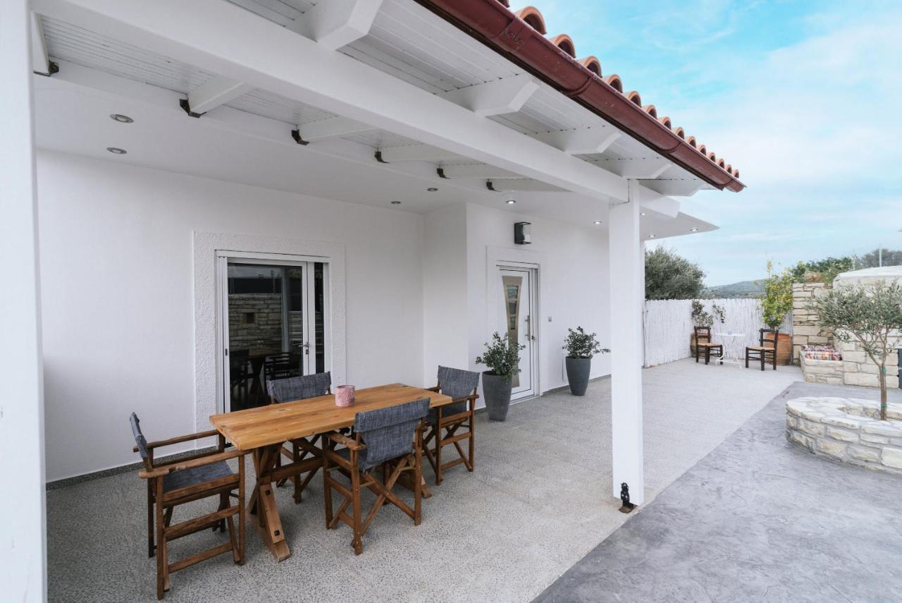Villa Perahori Sívas エクステリア 写真