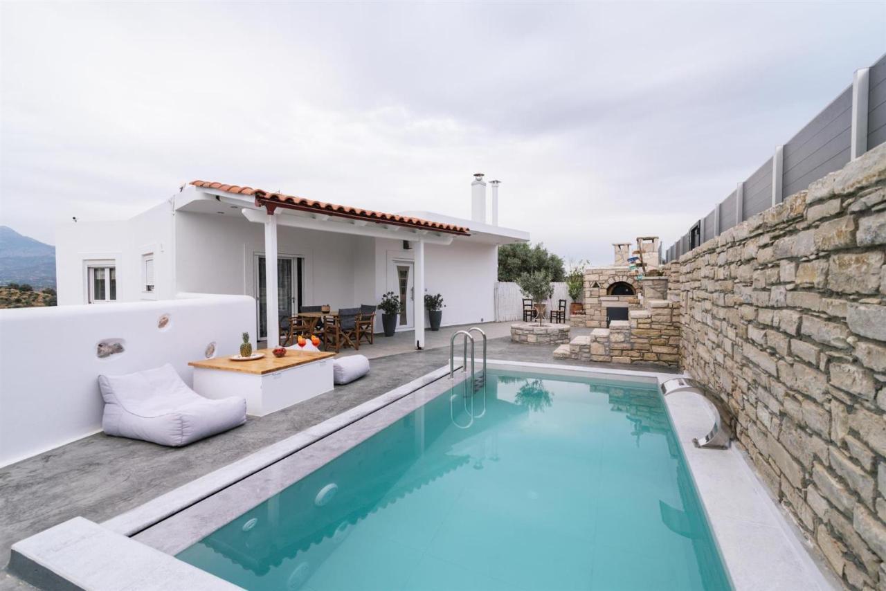 Villa Perahori Sívas エクステリア 写真