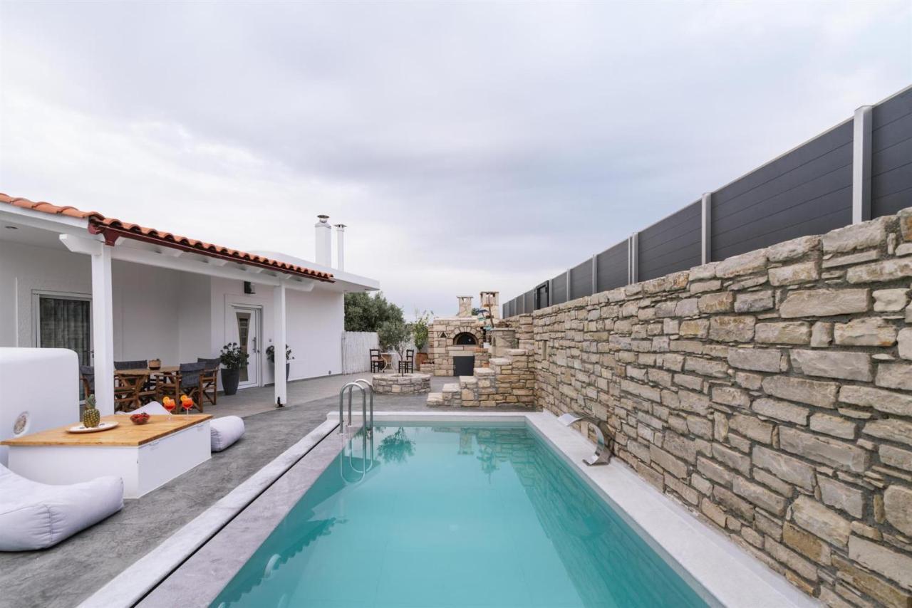 Villa Perahori Sívas エクステリア 写真
