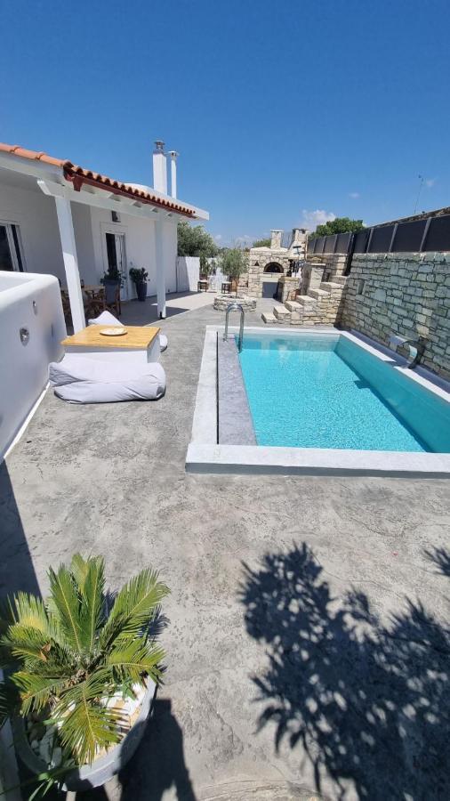Villa Perahori Sívas エクステリア 写真